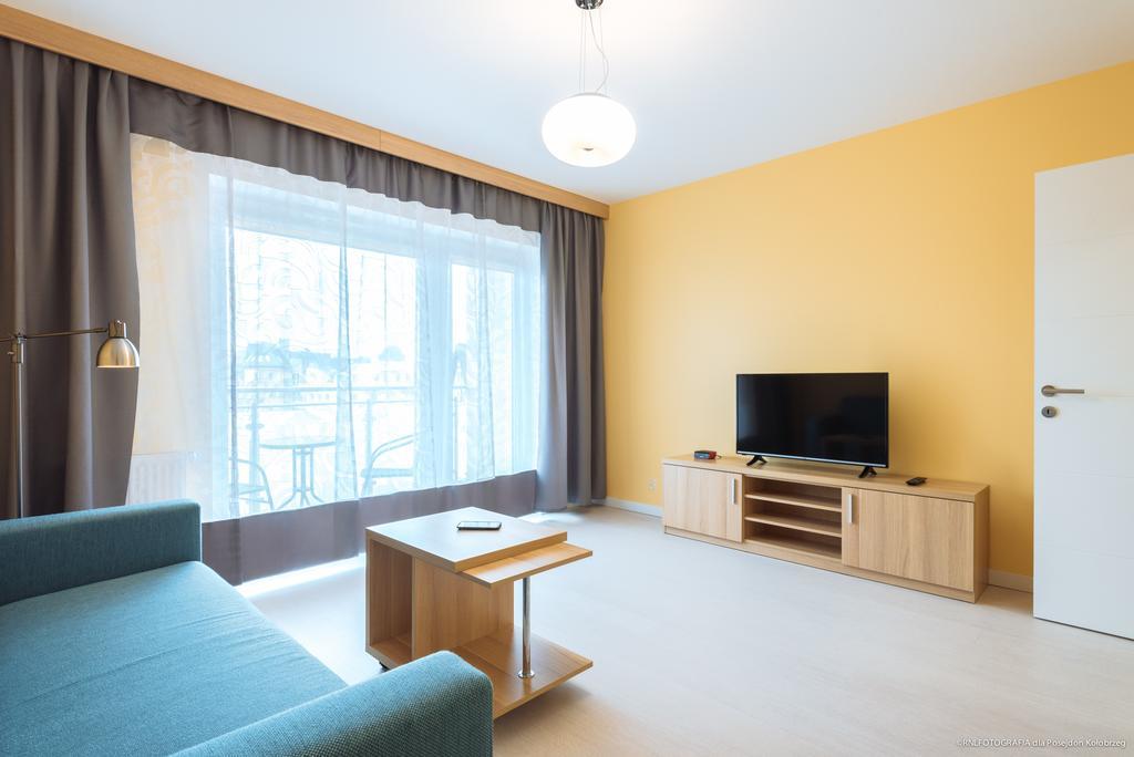 Apartament Posejdon Kolobrzeg Ngoại thất bức ảnh